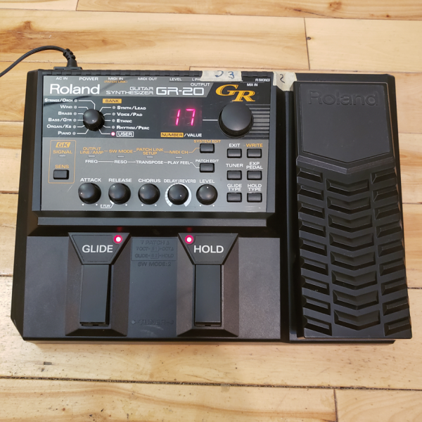 GR-20 Guitar Synthesizer